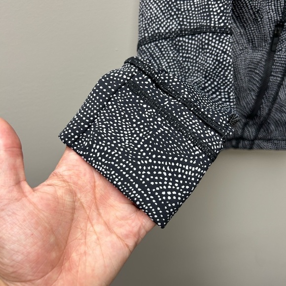 Lululemon Black & White Define Jacket - Picture 2 of 5